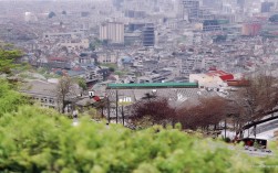 南京出发苏州一日游如何安排经典景点与美食？，说明，，疑问句式， 使用如何开头，符合要求。，核心关键词， 包含了南京出发、苏州一日游、经典景点、美食这些核心搜索词。，简洁明了， 直接点明行程的核心内容（经典+美食）和目标（一日游安排）。，吸引力， 解决了潜在旅行者的核心问题——如何在有限时间内高效体验苏州的精华（景点+美食）。