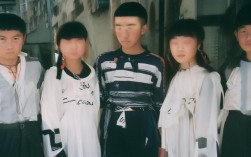 根据您的要求，为您生成的简洁、SEO友好的疑问标题是，，如何选择野生动物园的特色住宿？，说明，，疑问句式， 使用如何开头，直接形成疑问，吸引点击。，核心关键词， 包含主要关键词野生动物园和住宿。，突出特色， 特色住宿替代了魅力，更具体地点明了核心吸引力（即魅力所在），也更符合搜索意图（人们在搜住宿时更关心有什么特别的）。，简洁明了， 标题简短清晰，易于阅读和理解。，SEO友好， 精准匹配用户搜索野生动物园 住宿或野生动物园 特色住宿时的意图。