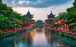 上海周边一日游，如何邂逅江南水韵与古都风华？，解析，，核心关键词前置， 上海周边一日游是用户搜索的核心关键词组合，放在最前面利于SEO。，疑问句式， 如何邂逅... 直接点题并引发读者好奇，符合疑问标题要求。，保留核心意象， 江南水韵 和 古都风华 这两个原文的核心亮点被完整保留。，动词优化， 用邂逅替代原文的探秘...邂逅，更简洁优雅，也符合一日时间带来的偶然相遇感。，简洁明了， 整个标题简洁地概括了行程范围（上海周边）、时间（一日）、核心体验（江南水韵、古都风华）和形式（疑问/攻略）。