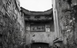 哪里可以体验橘子采摘一日游，沉醉果园的甜蜜时光？，理由与优化说明，，疑问句式， 以哪里开头，符合用户搜索疑问习惯，吸引点击。，核心关键词前置， 橘子采摘一日游作为核心搜索词放在标题前半部分，利于SEO识别。，包含重要信息， 保留了橘子采摘、一日游、果园、甜蜜时光等原文核心吸引点。，简洁明了， 标题长度适中（约20字），清晰传达核心活动与体验。，意境保留， 沉醉果园的甜蜜时光延续了原文的诗意和情感吸引力。，SEO友好， 直接包含用户可能搜索的关键短语（橘子采摘、一日游、果园），结构清晰，无冗余词。
