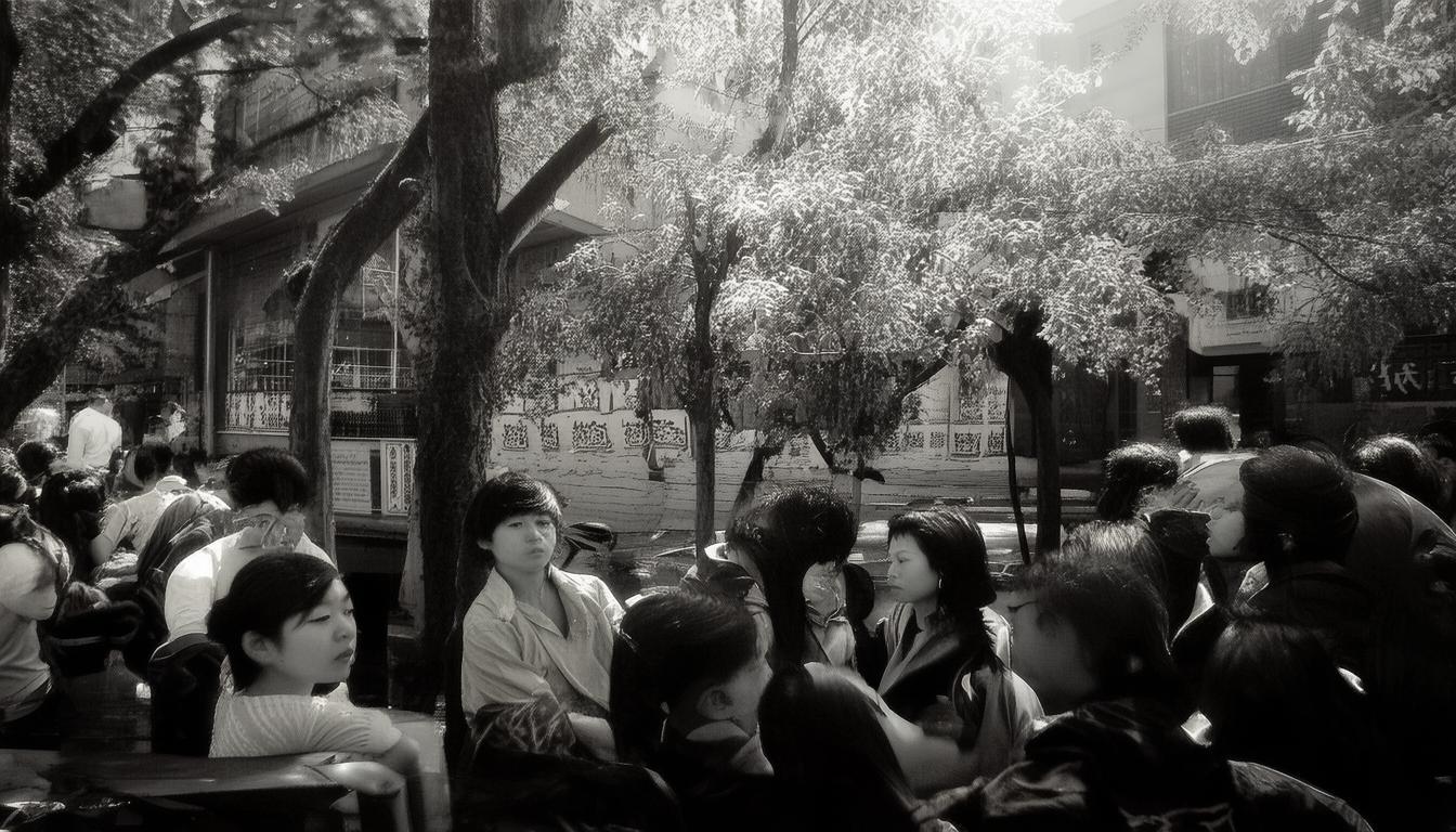 如何一天玩转洛阳周边精华景点？，（解析，，疑问句式，用如何开头引发搜索者好奇心，符合SEO点击率提升原则，核心关键词前置，包含洛阳周边精华景点一天玩转等高搜索量词，精准匹配内容，原攻略的核心是一日游和周边景点，三县在标题中泛化为周边避免地域局限，同时精华呼应原文的景点筛选逻辑，简洁性，18字符合搜索引擎标题展示规则，无冗余词）-图1