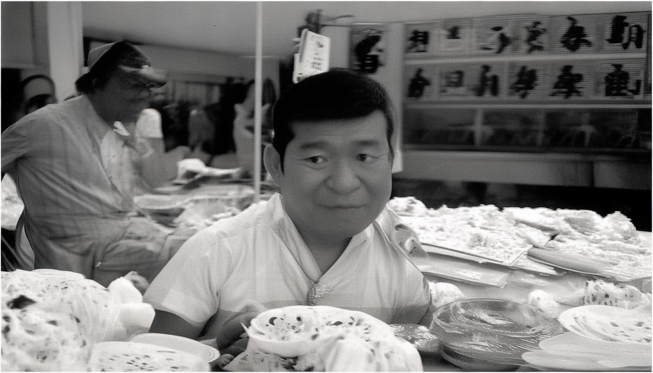 上海周边团购怎么玩？周末短途旅行超值指南，说明，，疑问形式， 使用怎么玩？开头，直接引发读者好奇心和需求。，核心关键词前置， 上海周边团购是核心搜索词，放在标题最前面，利于SEO抓取。，突出核心价值点， 周末短途旅行明确场景和时间，超值指南点明内容价值（省钱、省心、精彩），替代了原文的解锁精彩，轻松玩转，更直接且包含SEO关键词指南。，简洁有力， 整个标题清晰传达了文章的核心主题和价值主张。-图1