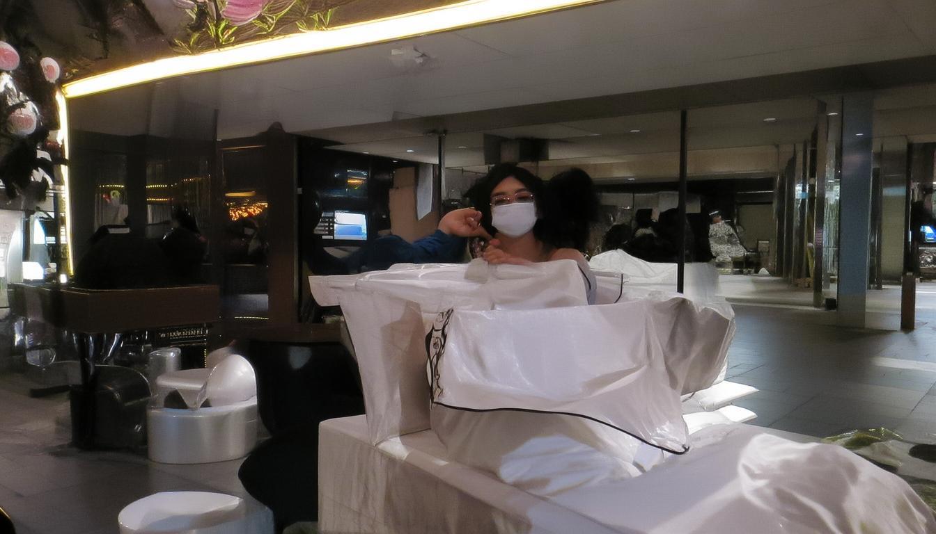 根据要求，为您生成简洁、SEO友好的疑问标题，，阜康222团，天山脚下哪里能一日尽览北疆壮美与绿洲奇遇？，解析，，核心关键词前置，将目标地点阜康222团和核心地标天山脚下放在开头，利于搜索。，疑问句式吸引点击，使用哪里能直接点明核心卖点一日尽览，引发读者好奇（如何做到？）。，包含核心体验词，保留了原文核心吸引力北疆壮美与绿洲奇遇，突出景观多样性和独特体验。，简洁明了，整个标题清晰传达地点、特色和核心行程亮点（一日游）。-图2