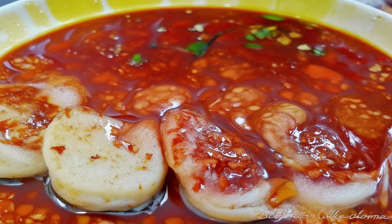 上海周边周末怎么玩？解锁宝藏微度假新体验！，说明，，包含核心关键词， 保留了上海周边、周末、宝藏、微度假、新体验等核心搜索词。，疑问句式， 以怎么玩？开头，直接点明用户搜索意图（寻找玩法），更符合搜索习惯。，简洁有力， 标题长度适中，信息明确。，吸引力， 解锁宝藏微度假新体验！ 既呼应原标题的解锁和宝藏，又用新体验制造吸引力，促使用户点击。，SEO友好， 结构清晰，关键词自然融入疑问句和陈述句中。-图1