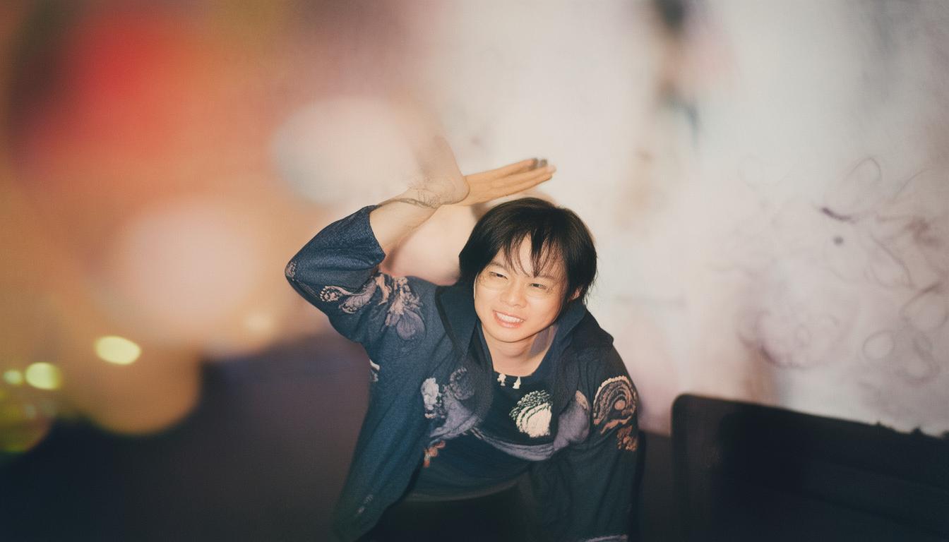 基于您提供的内容，这里是一个简洁且SEO友好的疑问标题，，长沙站周边哪里地道星城韵味浓？，说明，，包含核心关键词， 直接包含了用户搜索时可能使用的关键词长沙站周边、地道、星城韵味。，疑问句式， 使用哪里提问，符合用户搜索习惯（如长沙站附近有什么好玩的、长沙站周边地道小吃），易于被搜索引擎识别为问题查询。，简洁明了， 标题简洁，核心信息突出，没有冗余词汇。，保留核心信息， 完整保留了原文强调的核心概念——长沙站周边是位置，地道星城韵味浓是核心特色。-图1