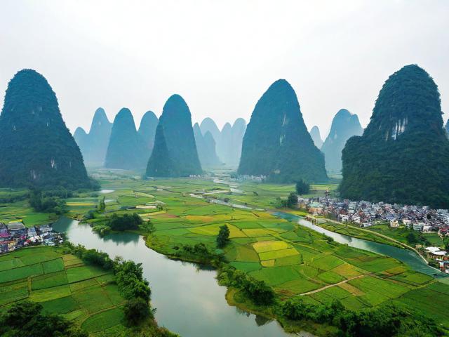 万峰林为何被誉为大自然杰作？-图1