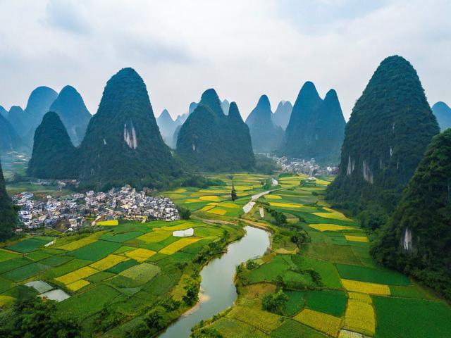 万峰林为何被誉为大自然杰作？-图2