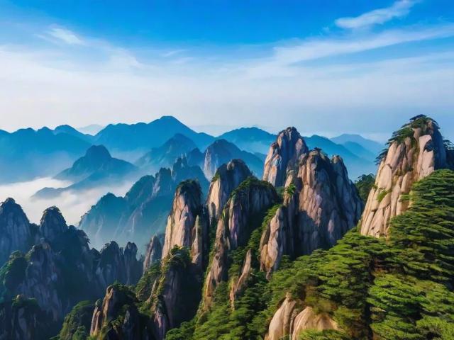 黄山周边哪里能找到徽州秘境？，理由说明，，直接包含核心关键词， 黄山周边、徽州秘境是用户搜索的核心关键词，直接放入标题利于SEO。，疑问句式引发兴趣， 哪里能找到 是一个自然、简洁的疑问句，能吸引用户点击寻找答案。，简洁明了， 标题非常简短，核心信息突出。，突出秘境价值， 秘境一词点明了原文中宝藏地和避开主流景点（不止奇松云海）的核心吸引力。，避免冗余， 省略了不止奇松云海和等你探访等修饰语，标题更聚焦核心搜索意图。-图4