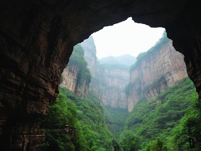 太行山脉的喀斯特奇观?探秘崆山白云洞的神秘地貌-图3 太行山脉的喀斯特奇观?探秘崆山白云洞的神秘地貌-图3