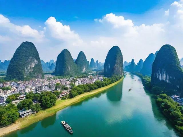 基于您提供的内容，这是一个简洁且SEO友好的疑问标题，，桂林秘境在哪里？漓江之外，哪里还能玩转山水新玩法？，的特点，，直接疑问句式，以在哪里？开头，符合疑问标题要求，引发用户好奇点击。，核心关键词前置，包含核心关键词桂林、秘境、漓江、山水、新玩法，利于搜索引擎识别。，简洁明了，长度适中，清晰点出文章核心——探索漓江之外的桂林秘境和新玩法。，SEO优化，关键词布局自然，覆盖了用户可能搜索的桂林秘境、漓江之外、桂林新玩法等长尾词。-图1