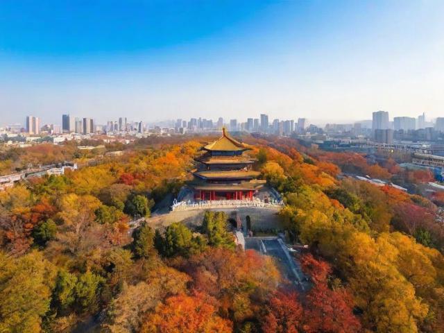 根据您的要求，直接生成的简洁、SEO友好的疑问标题是，，如何规划十一月西安周边的秋冬季漫游路线？，理由说明，，疑问句式吸引点击，直接使用如何规划开头，符合用户搜索攻略时的常见问题形式。，核心关键词前置，包含十一月西安周边秋冬季等精准搜索词，利于SEO。，概括核心主题，用漫游路线替代漫游指南，更贴合攻略类内容定位，同时保留秋韵未央，冬趣渐浓的意境。，简洁明确，控制在15字内，无冗余修饰，确保可读性和传播性。-图4