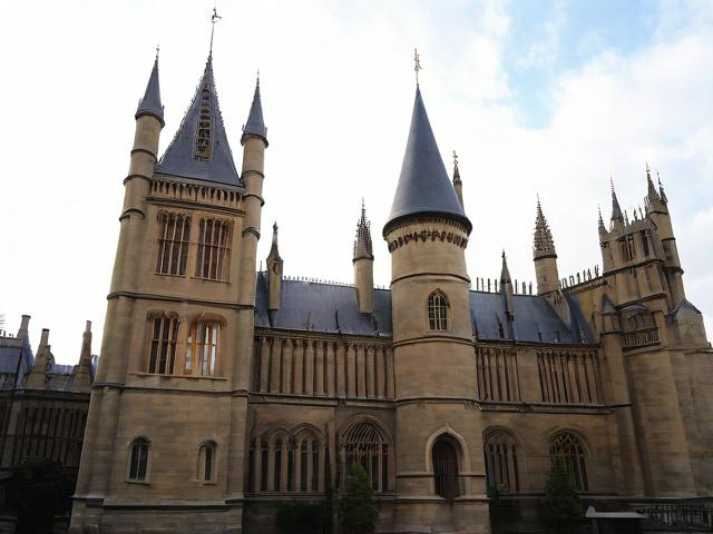 如何探索英国哈利波特周边的魔法现实奇妙世界？-图1