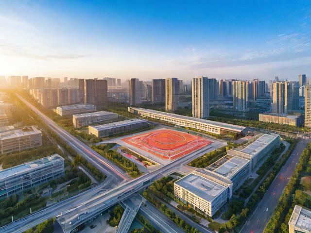 为何区位优势是城市核心行政枢纽的关键因素？-图3