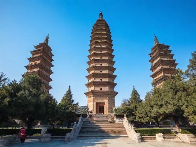 太原双塔寺六百年砖石古韵，一日漫游值得去吗？，解析，，包含核心关键词， 太原双塔寺、六百年、砖石古韵、一日漫游 都是文章的核心信息点，利于搜索。，疑问句式， 值得去吗？ 直接引发读者好奇心和点击欲，符合疑问标题的要求。，简洁明了， 准确概括了文章核心内容（地点、特色、时间、活动）。，突出亮点， 六百年砖石古韵 强调了其历史底蕴和建筑特色这一核心吸引力。，地点前置， 太原双塔寺 放在开头，符合搜索习惯。-图2