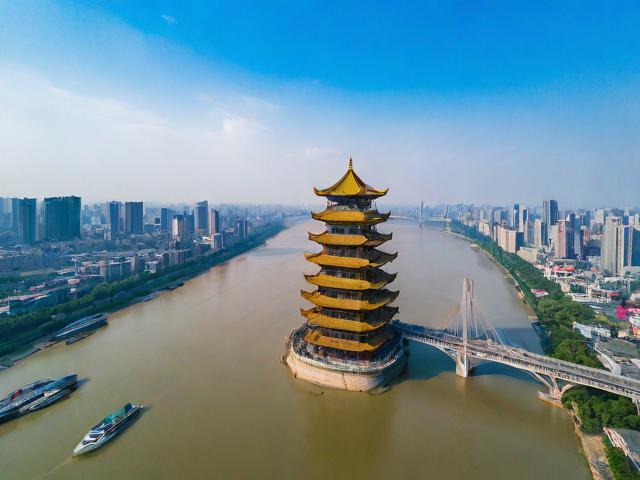 上午探访黄鹤楼和长江大桥的行程怎么样？-图4