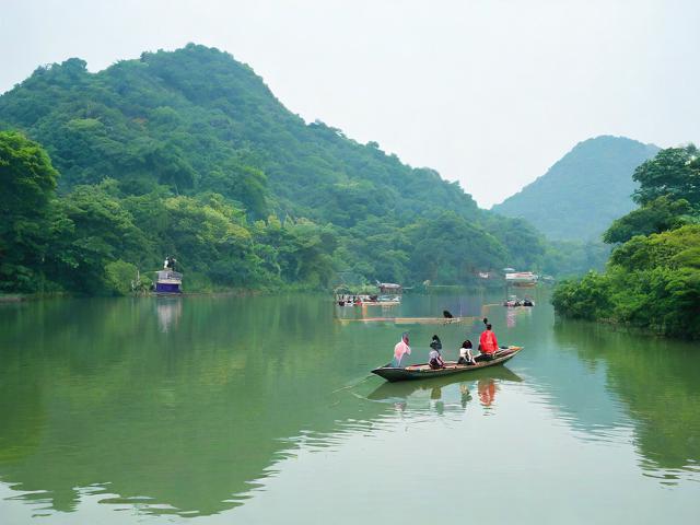 佛山周边亲子一日游为何成为首选？，说明，，包含核心关键词， 佛山周边、亲子、一日游 是核心搜索词，直接包含在标题中。，疑问句式吸引点击， 为何成为首选？ 引发读者好奇，想知道原因和魅力所在。，简洁明了， 标题长度适中，重点突出。，暗示优势， 首选 一词暗示了该行程具有吸引力、便利性或性价比等优势，呼应魅力的核心。-图4